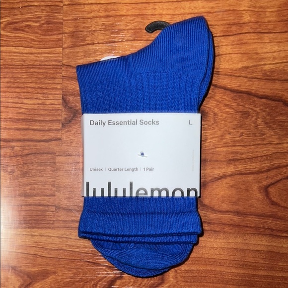 lululemon athletica Accessories - Lululemon Unisex Blue Daily Essential Quarter Length Socks